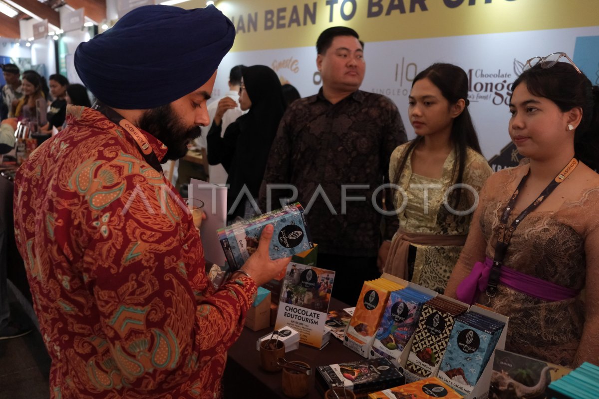 Pameran cokelat Indonesian International Cocoa Conference 2023