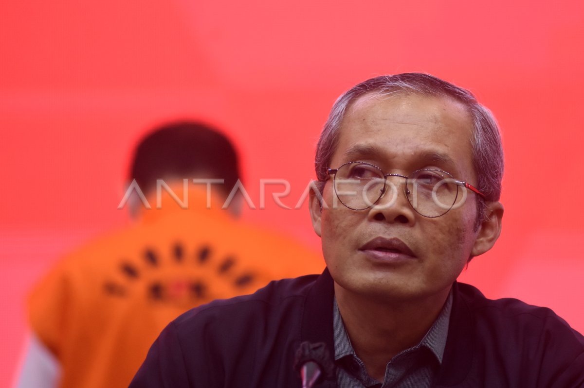 KPK tahan Dirut PT Sriwijaya Mandiri Sumsel Perseroda