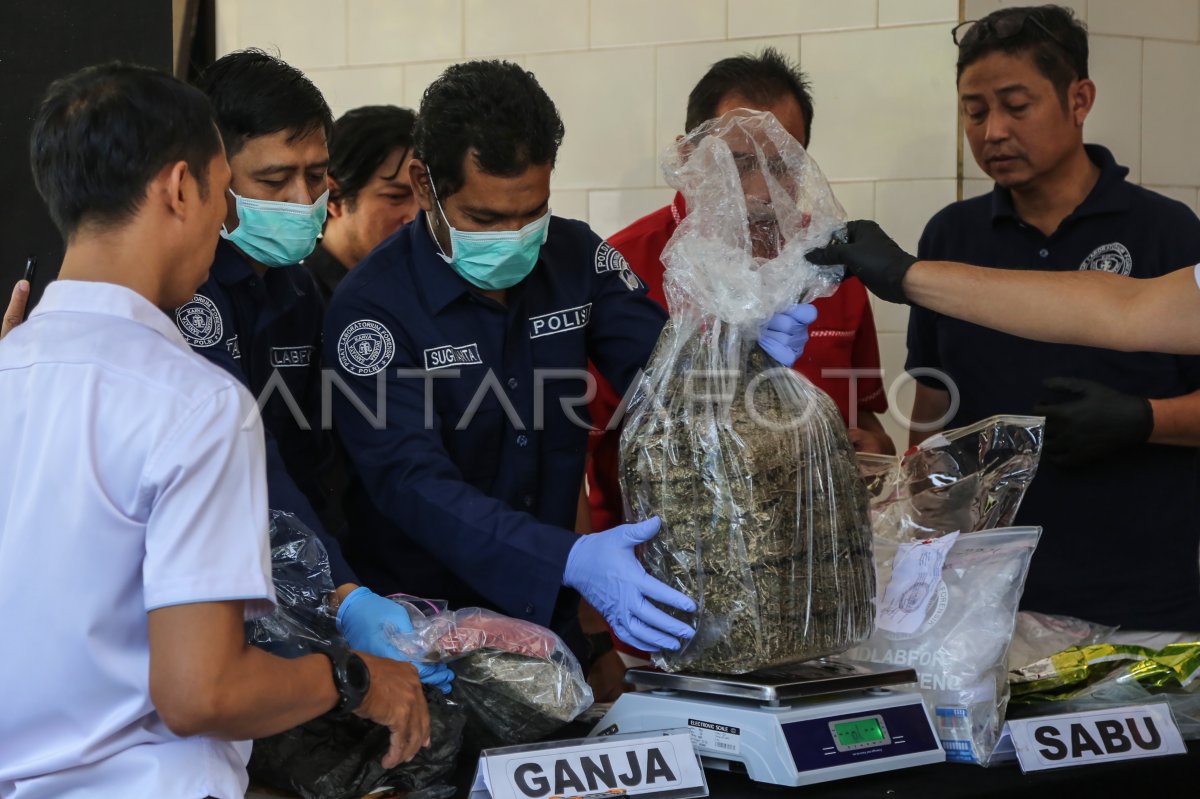 Pemusnahan barang bukti narkotika hasil operasi Polda Jateng