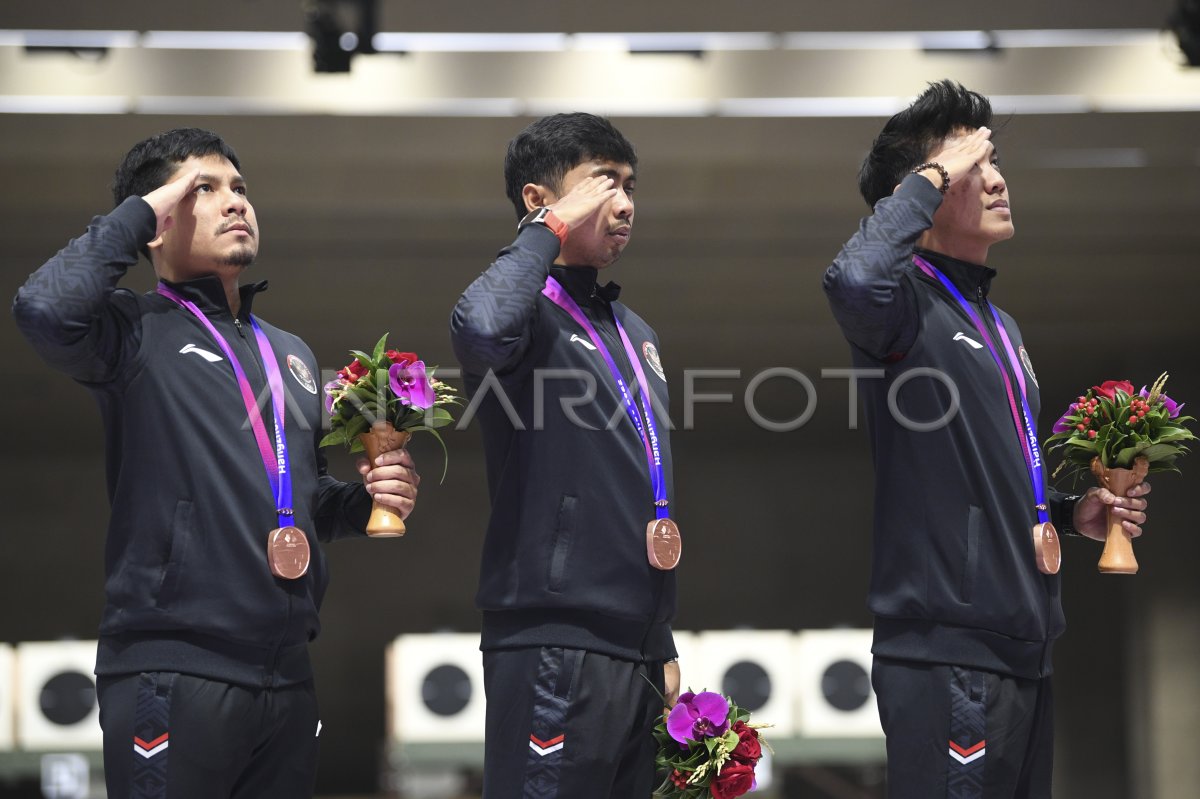 Perunggu 10 meter beregu running target putra
