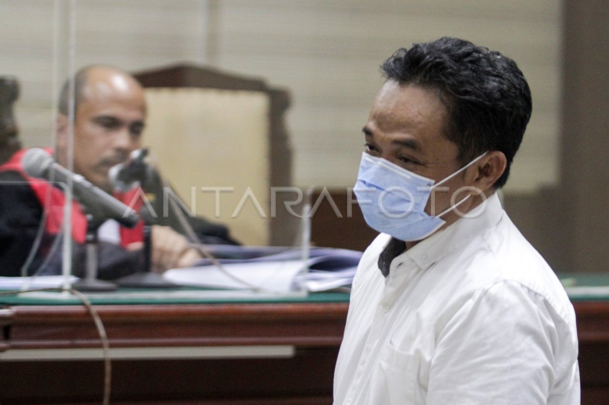 Putusan kasus suap dana hibah Provinsi Jawa Timur