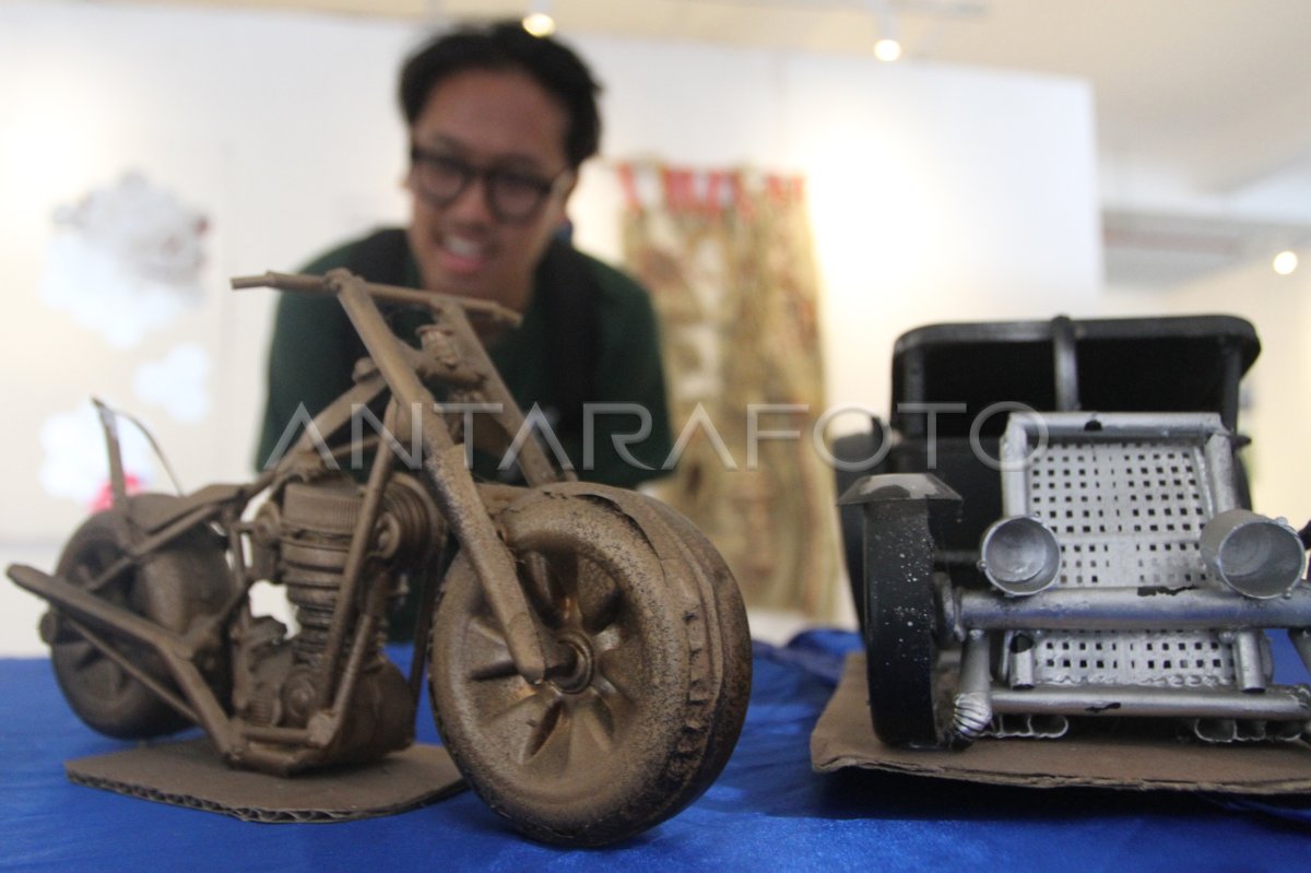 Pameran Daur Ulang Limbah Antara Foto 1856