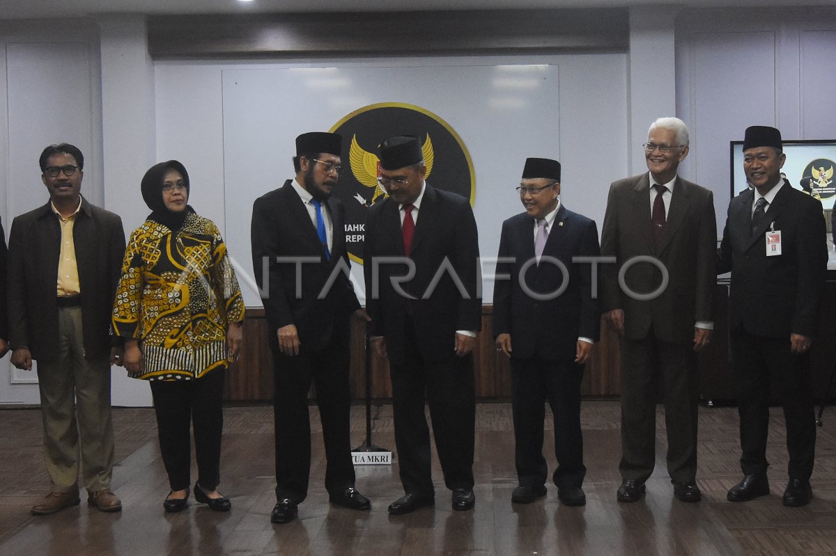 Pelantikan Anggota Majelis Kehormatan Mahkamah Konstitusi | ANTARA Foto