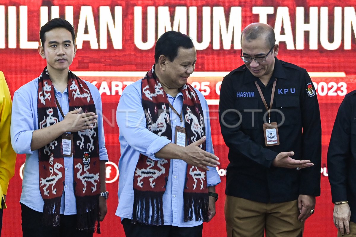 Prabowo Dan Gibran Mendaftar Ke KPU | ANTARA Foto