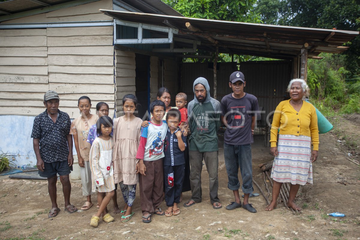 Suku Orang Darat Terdampak Pengembangan Pulau Rempang | ANTARA Foto