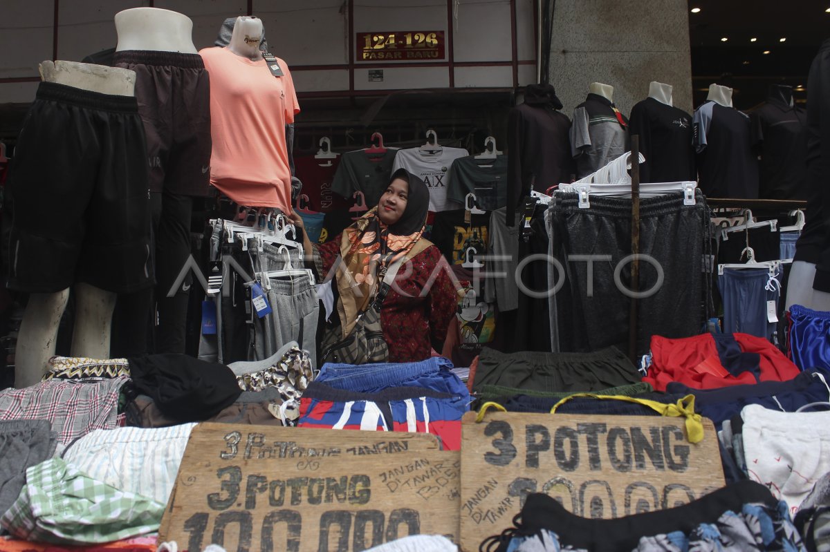 Indeks Keyakinan Konsumen Meningkat | ANTARA Foto