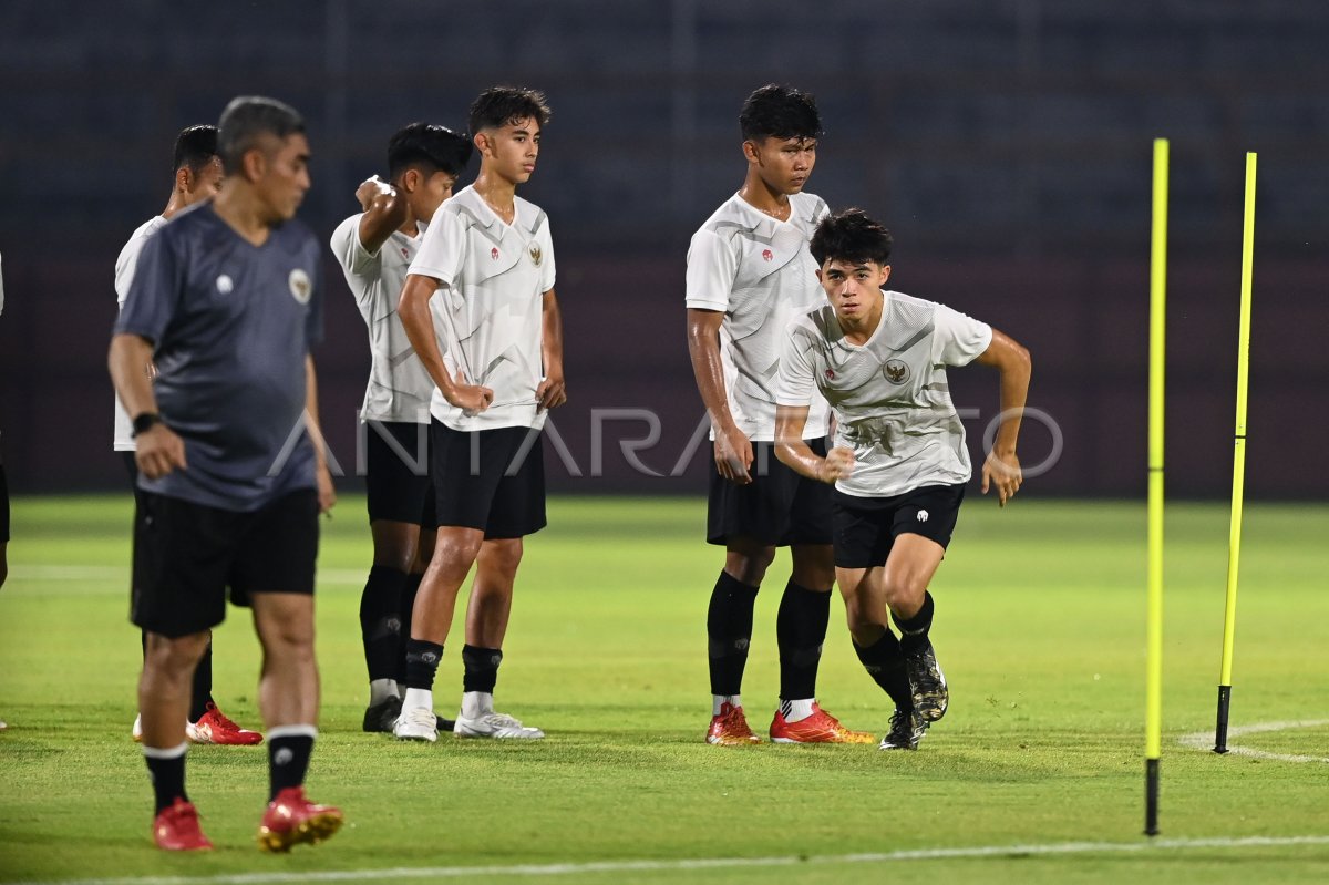 Latihan Timnas Indonesia Jelang Piala Dunia U-17 | ANTARA Foto