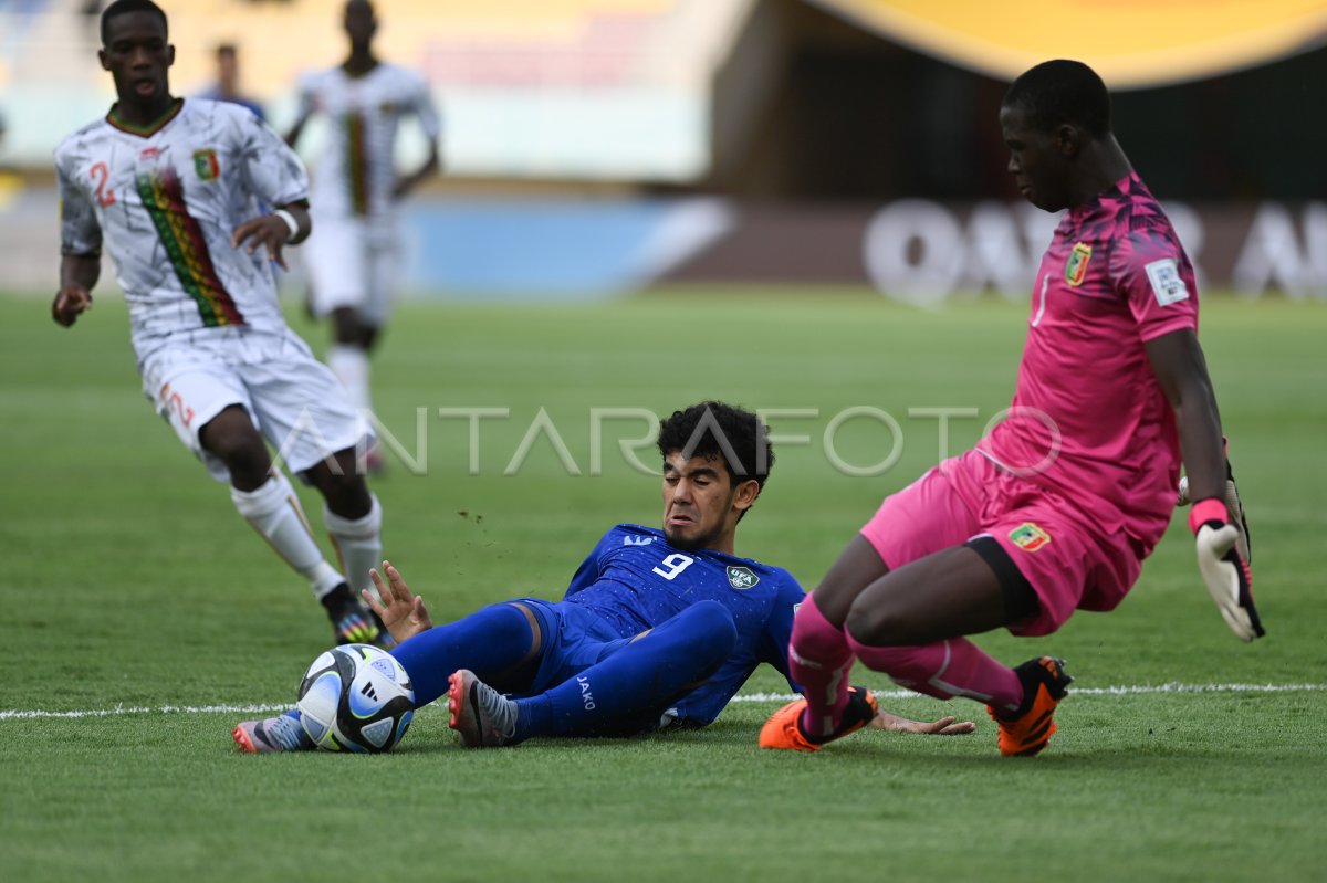 Piala Dunia U-17 Mali Lawan Uzbekistan | ANTARA Foto