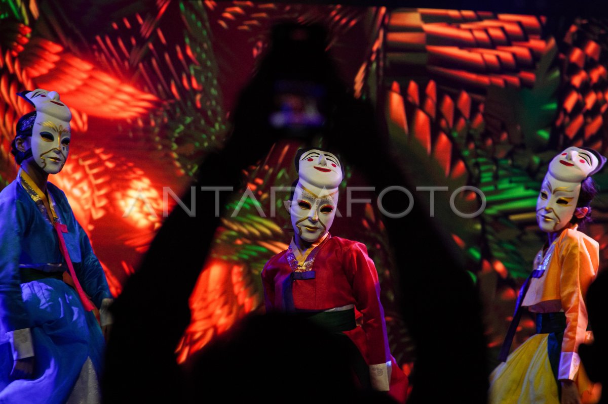 Festival topeng internasional di Malang