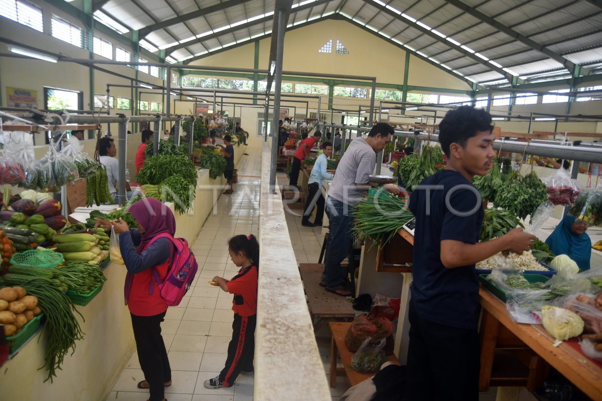 Pasar Rakyat Tanah Baru Kota Bogor Selesai Direvitalisasi | ANTARA Foto