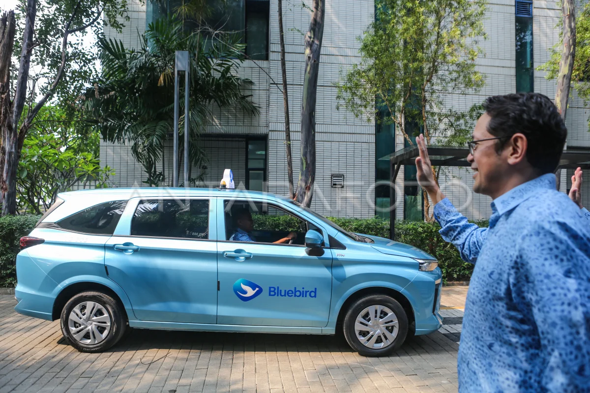 Blue Bird luncurkan armada taksi terbaru ANTARA Foto