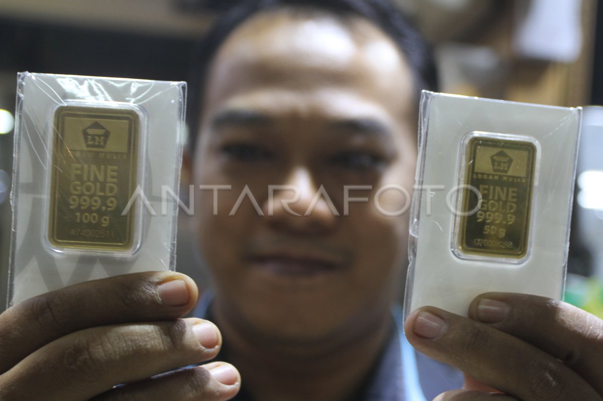 Fluktuasi harga emas awal tahun 2024 ANTARA Foto