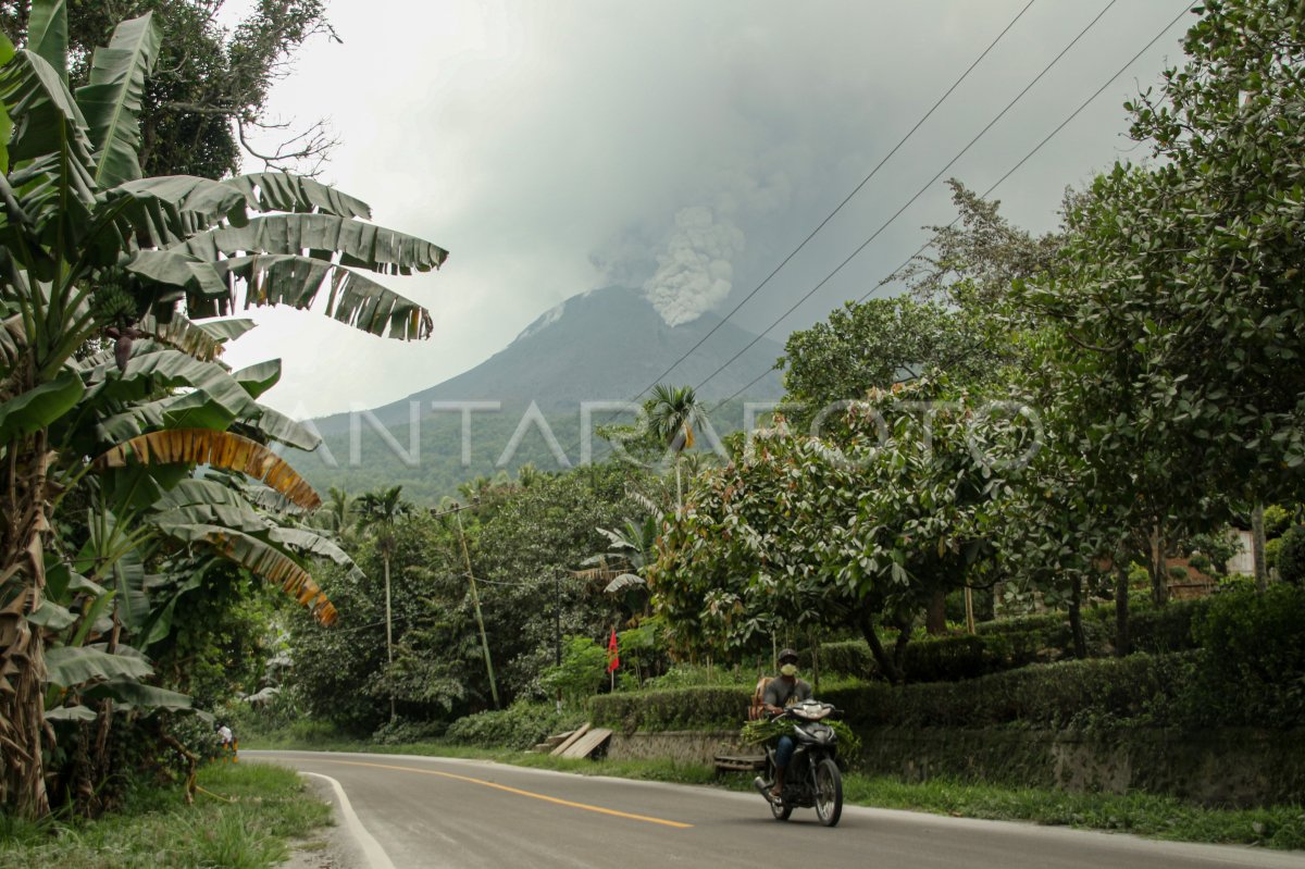 Gunung Lewotobi Kembali Erupsi | ANTARA Foto