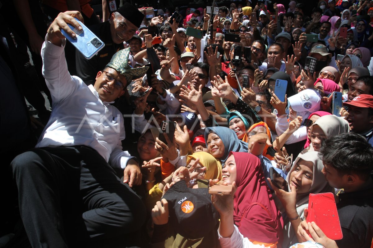 Kampanye Anies Baswedan Di Padang | ANTARA Foto