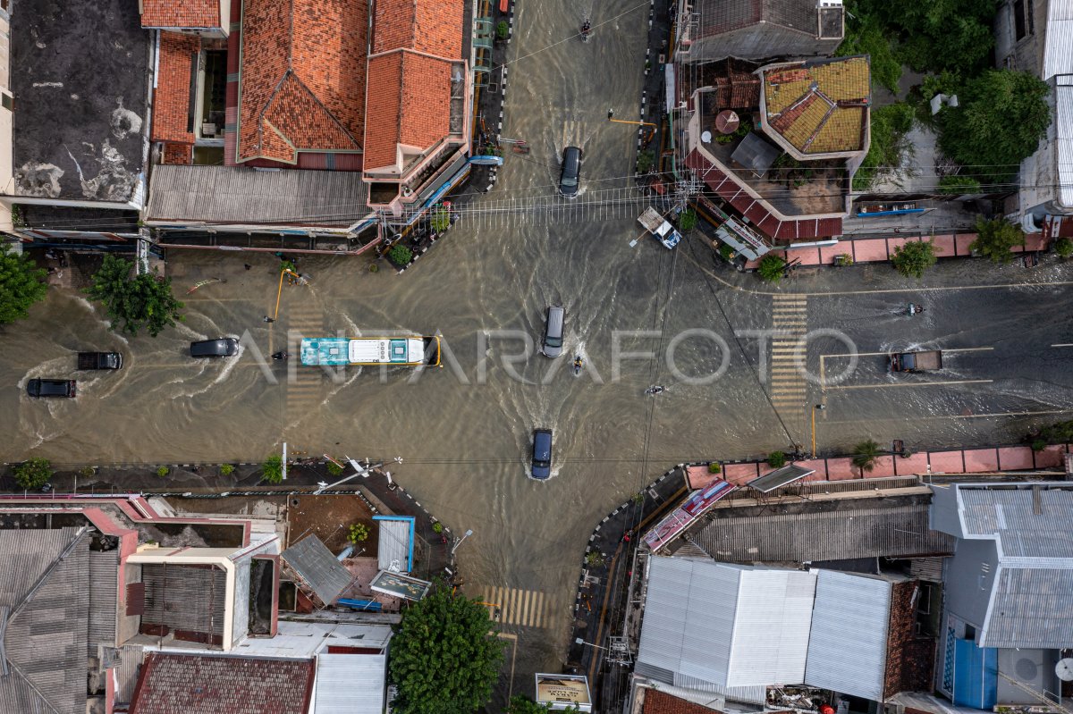 Pusat Kota Di Kabupaten Grobogan Terkepung Banjir | ANTARA Foto