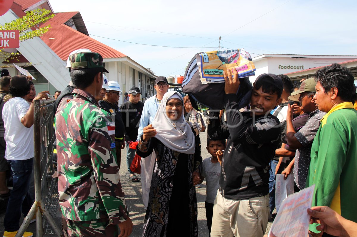 Mudik awal di Pelabuhan Dumai | ANTARA Foto