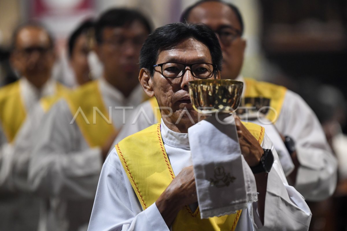 Ibadah Misa Kamis Putih di Katedral Jakarta | ANTARA Foto