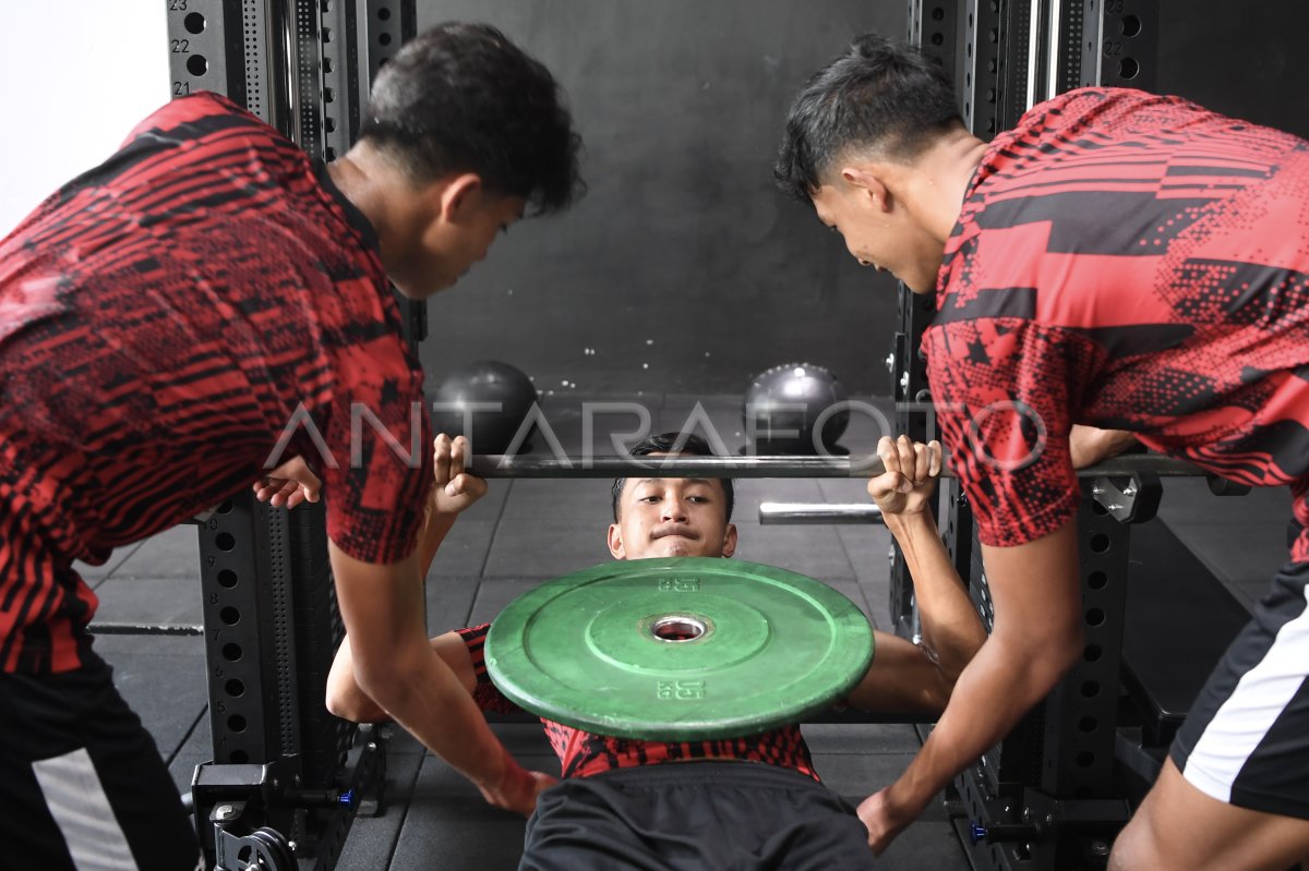 Latihan Fisik Timnas Indonesia U-20 | ANTARA Foto