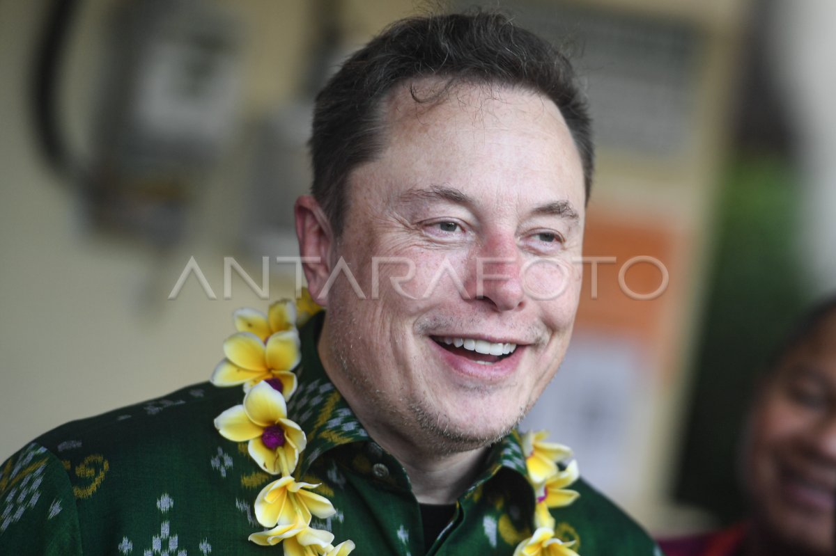 Elon Musk Luncurkan Satelit Starlink Di Puskesmas Pembantu | ANTARA Foto