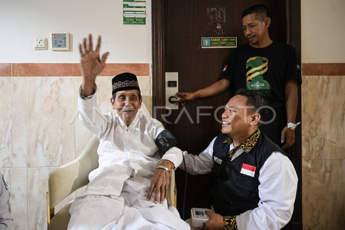 Pemeriksaan kesehatan jamaah calon haji | ANTARA Foto