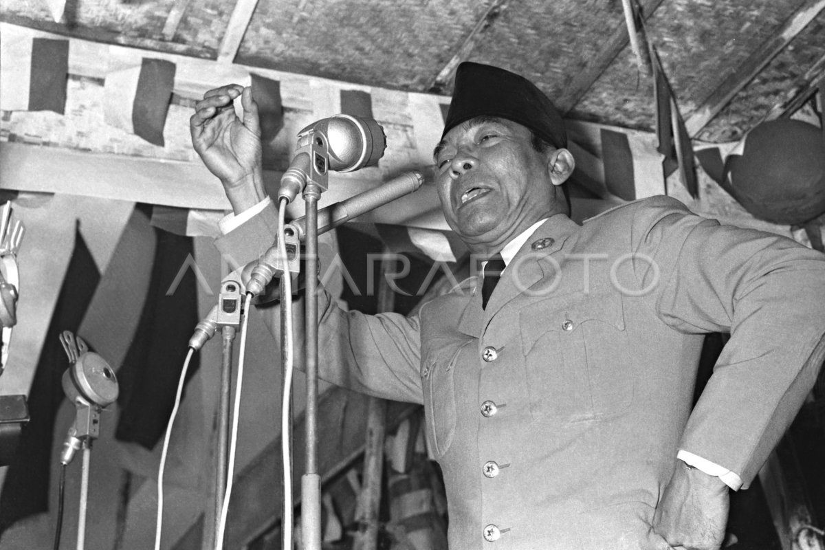 GAYA BERPIDATO SOEKARNO | ANTARA Foto