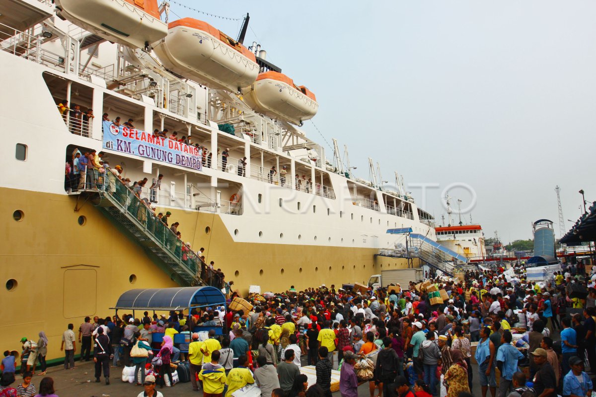 Mudik Kapal Laut Antara Foto