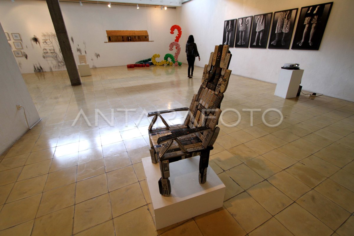 Pameran Seni Rupa Antara Foto