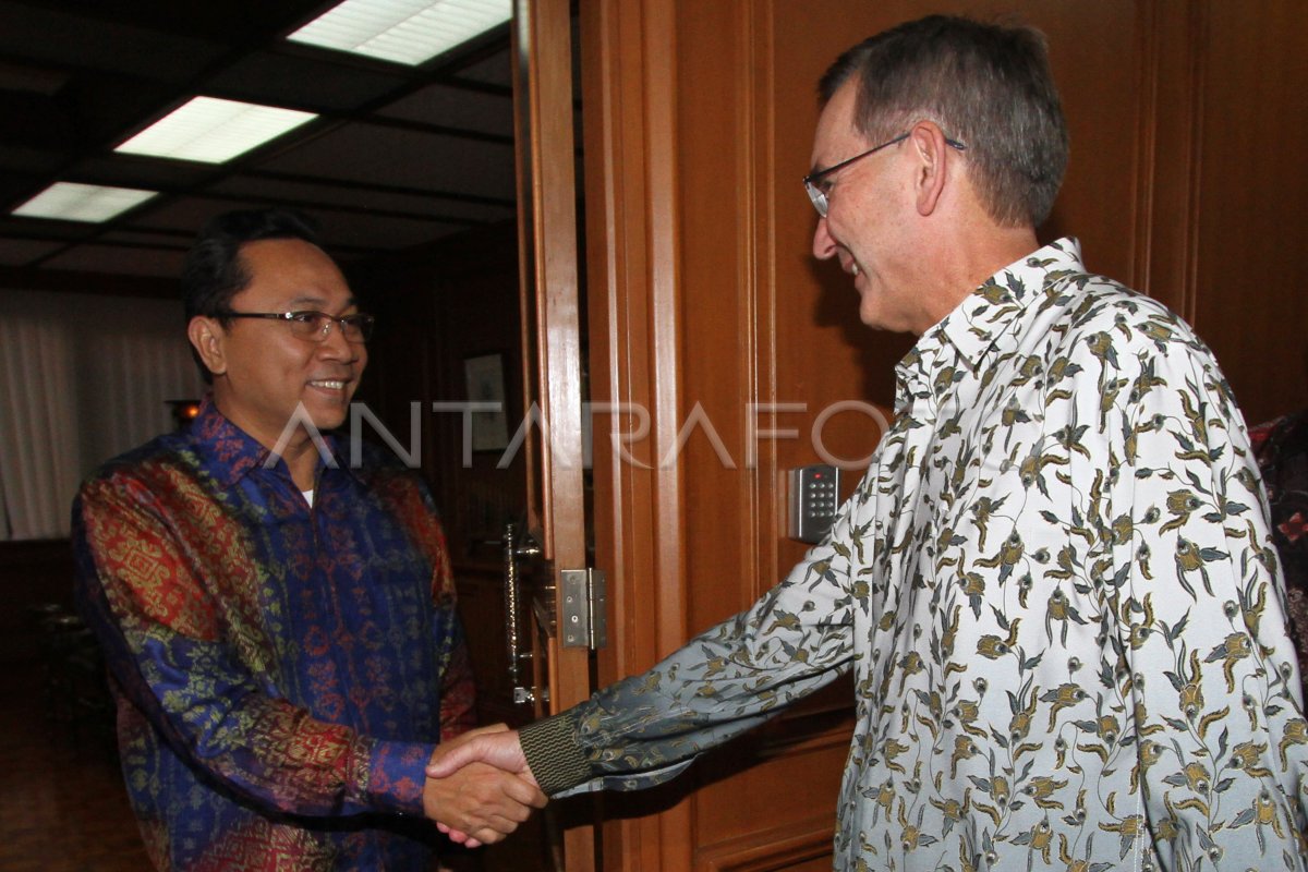 KERJASAMA PENGELOLAAN KAWASAN HUTAN | ANTARA Foto