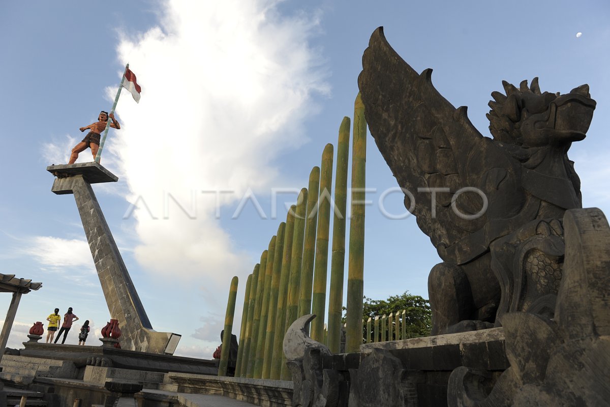 PELABUHAN PENINGGALAN BELANDA | ANTARA Foto