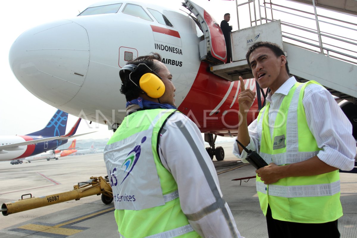 JASA SERVIS BANDARA