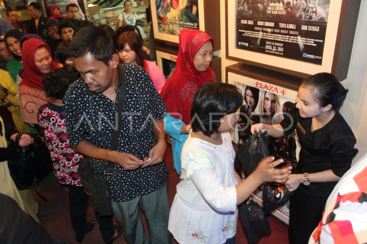 NONTON BIOSKOP GRATIS ANTARA Foto NONTON BIOSKOP GRATIS ANTARA Foto