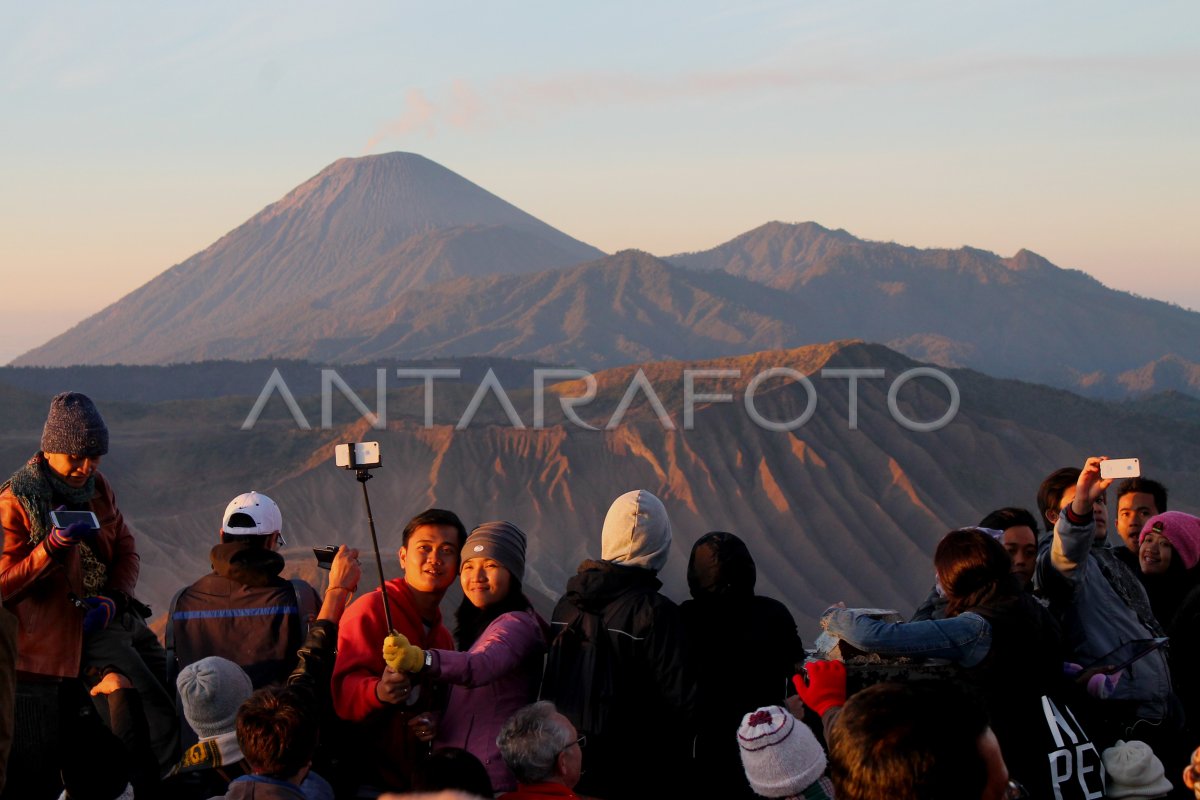 TAMAN NASIONAL BROMO-TENGGER-SEMERU | ANTARA Foto