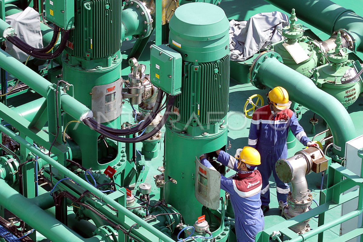 PASOKAN LPG KAPAL PERTAMINA GAS | ANTARA Foto