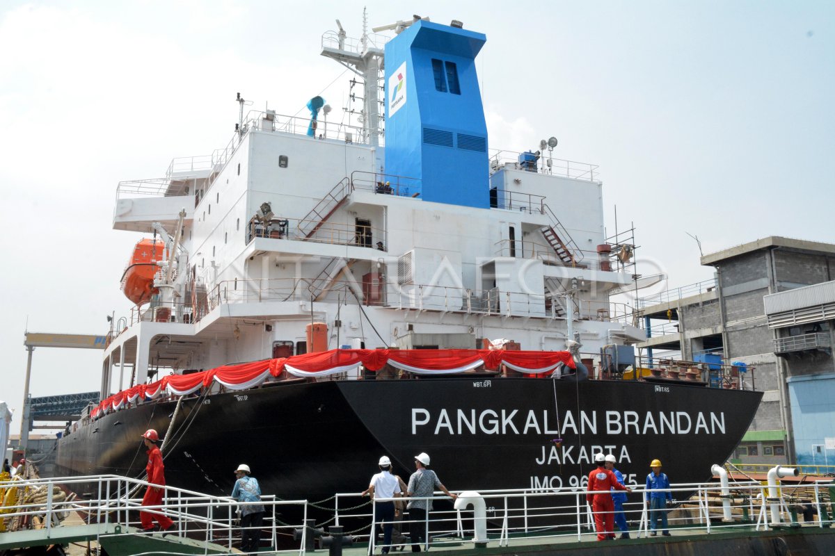 PELUNCURAN KAPAL TANKER PERTAMINA | ANTARA Foto