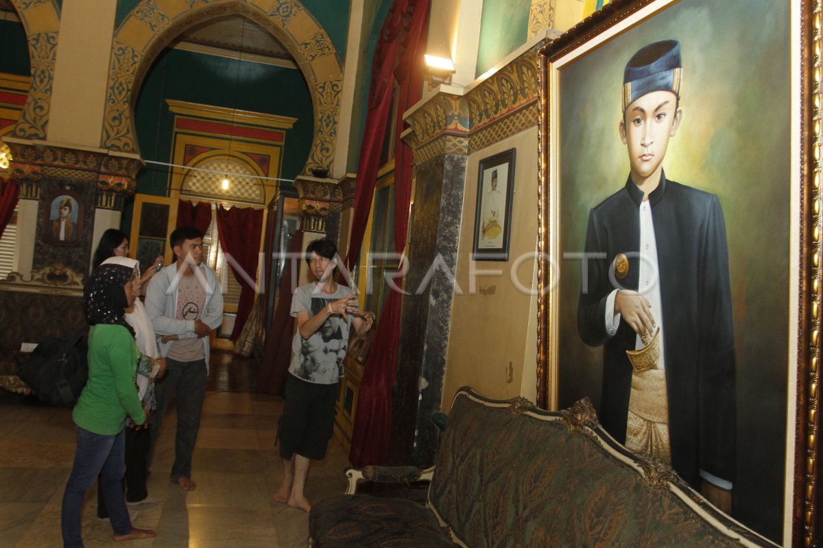 WISATA SEJARAH ISTANA MAIMUN | ANTARA Foto