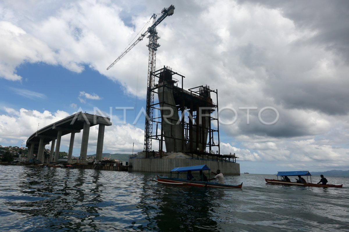 JEMBATAN MERAH PUTIH AMBON | ANTARA Foto