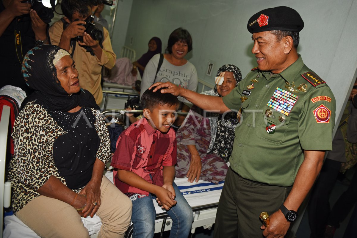 Bakti Kesehatan Tni Al Antara Foto