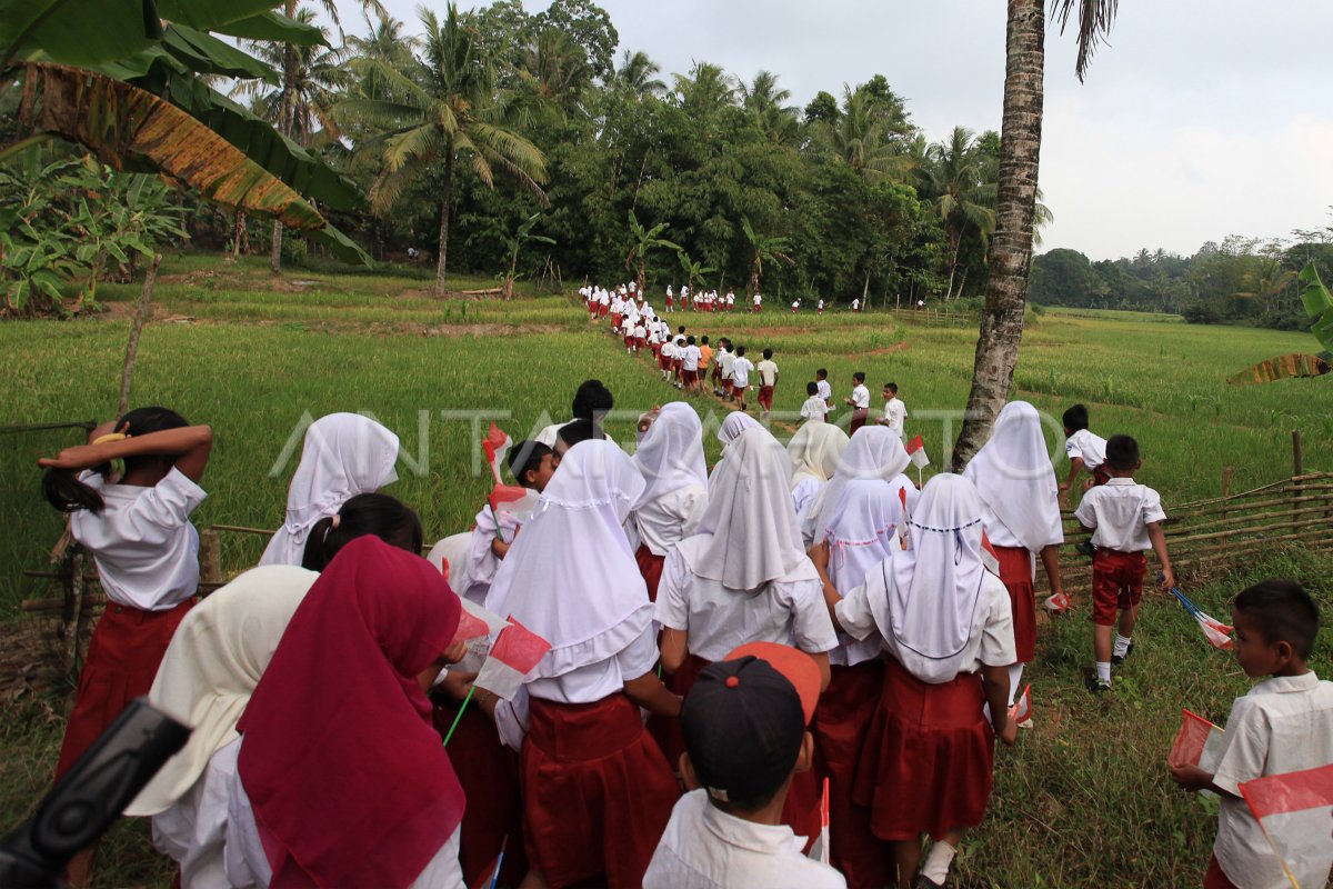 PROGRAM INDONESIA PINTAR | ANTARA Foto