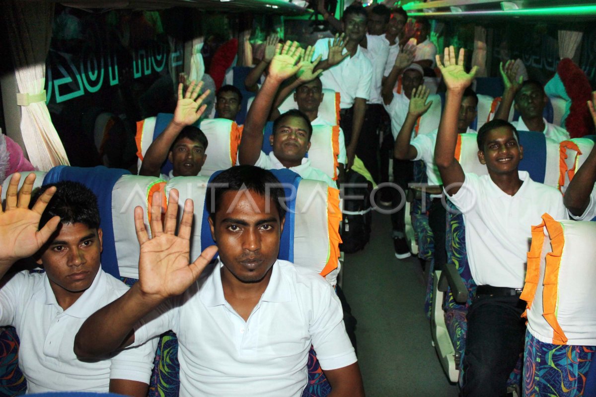 PEMULANGAN IMIGRAN GELAP BANGLADESH | ANTARA Foto