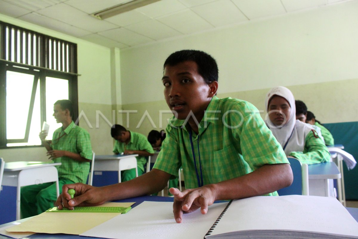 UN SISWA BERKEBUTUHAN KHUSUS | ANTARA Foto