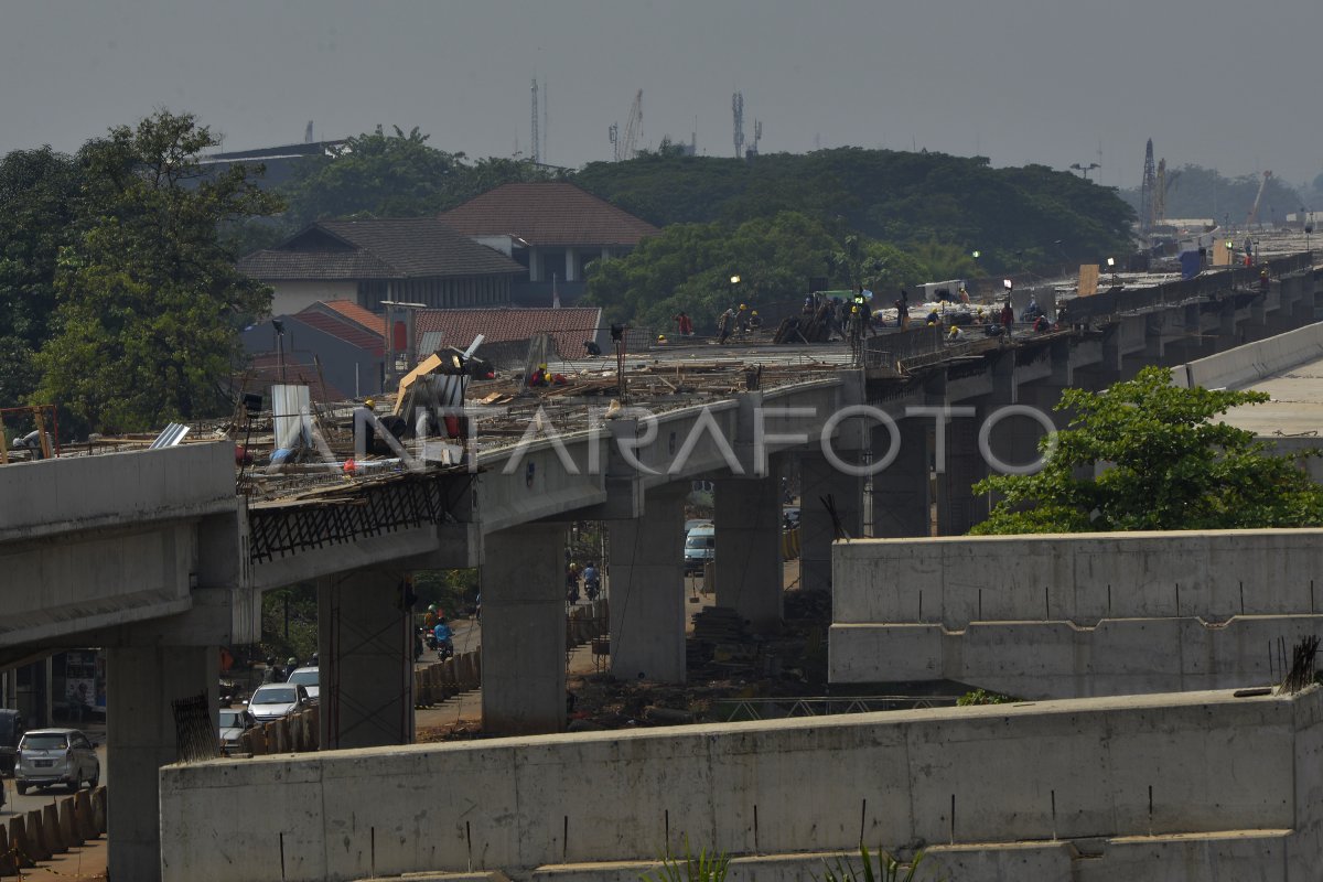 Proyek Tol Becakayu Antara Foto