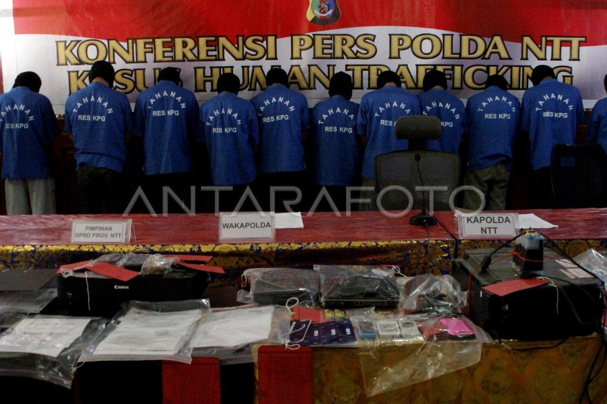 BONGKAR JARINGAN PERDAGANGAN MANUSIA | ANTARA Foto