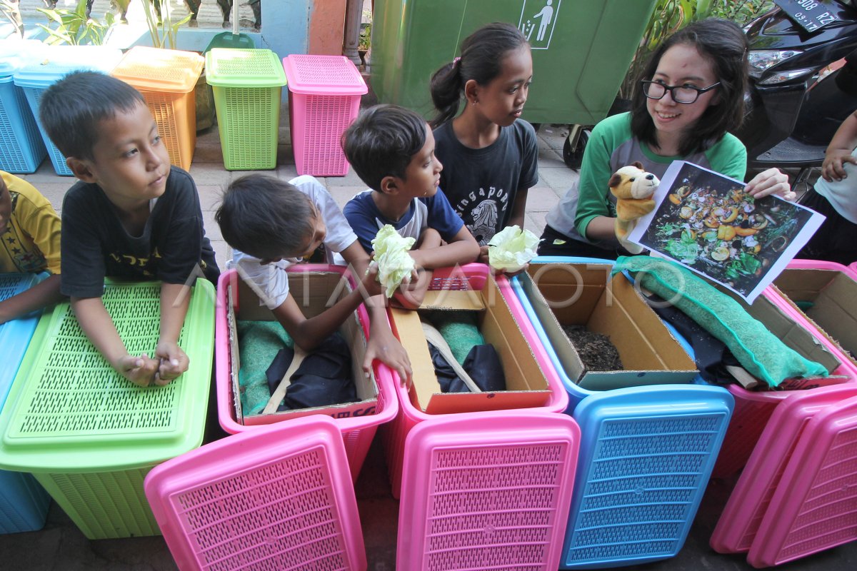 EDUKASI PENGOLAHAN SAMPAH | ANTARA Foto