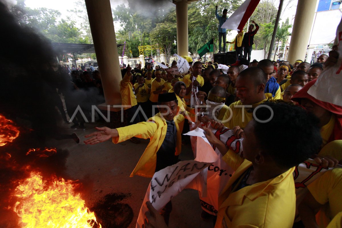 Unjuk Rasa Mahasiswa Gorontalo Antara Foto