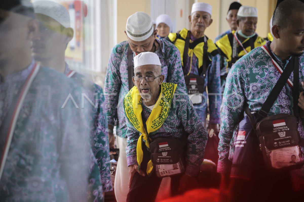 KEDATANGAN KLOTER I HAJI EMBARKAS BATAM
