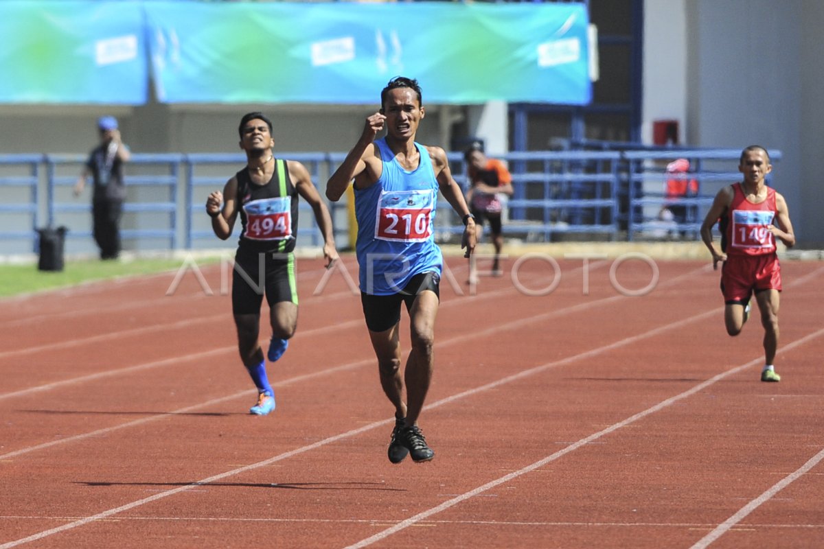 EMAS LARI 400 METER PEPARNAS XV | ANTARA Foto