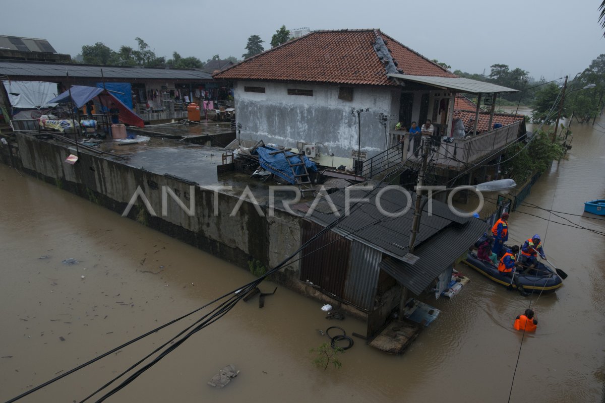 Banjir Cipinang Melayu Antara Foto