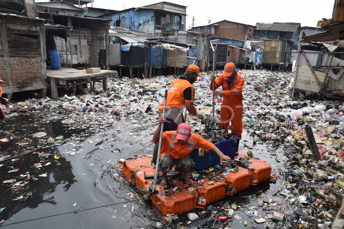 Sampah Ibukota Antara Foto