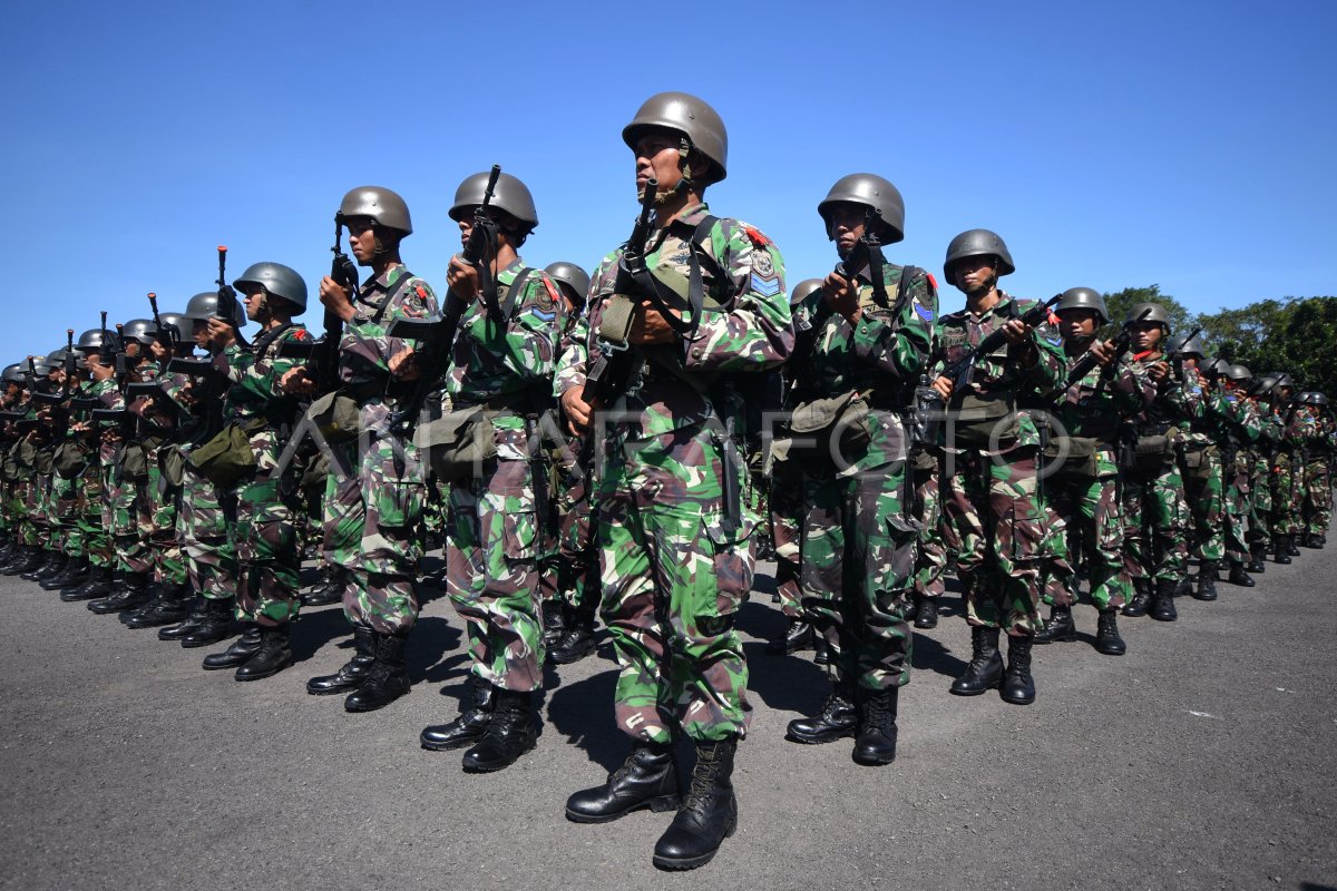 LATIHAN PRAJURIT KORPS MARINIR | ANTARA Foto