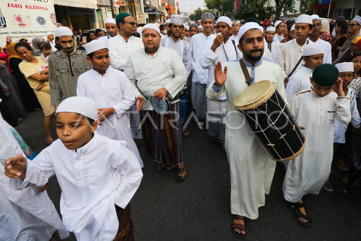 Pawai Haul Sunan Ampel Antara Foto